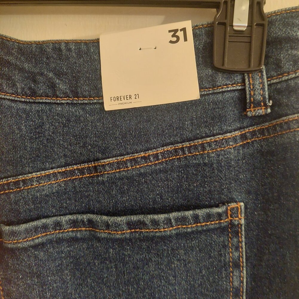 Forever 21 Forever21 Dark Denim High Waisted Barrel Jeans NWT  31 !!! - Picture 4 of 6